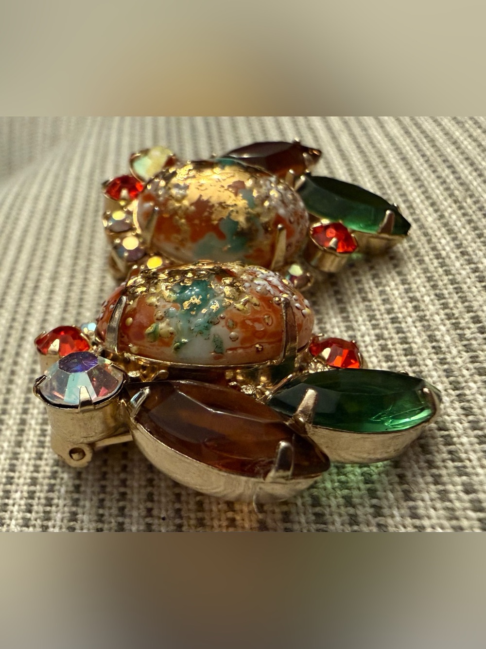 Juliana Easter Egg Stippled Rhinestone Brooch & Earring Set - Verified book pc - Picture 11 of 17
